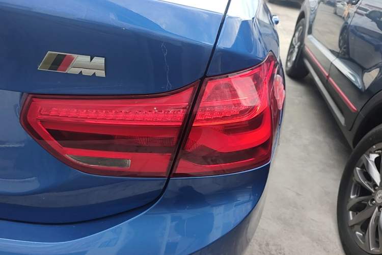 Used BMW 1 Series 2018 118i Sport Edition Right Rear Taillight