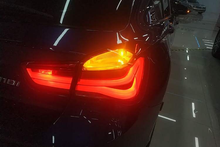 Used BMW 1 Series 2018 118i Sport Design Package Right Rear Taillight