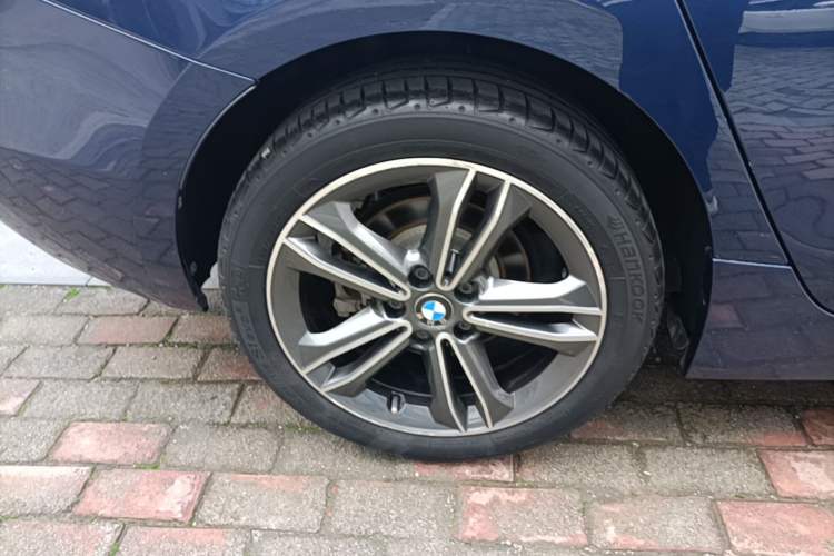 Used BMW 1 Series 2018 118i Sport Edition Right Rear Wheel Hub