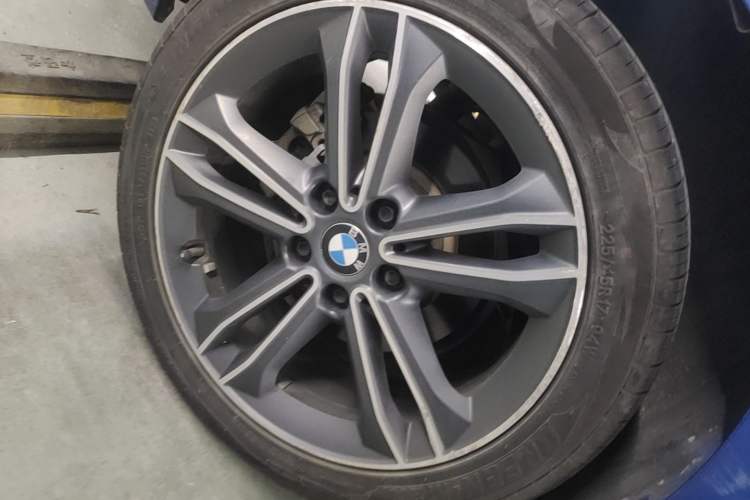 Used BMW 1 Series 2018 118i Sport Edition Right Rear Wheel Hub