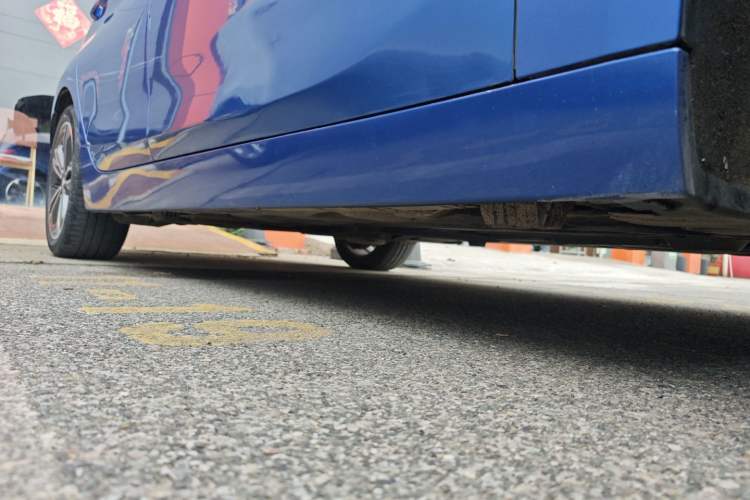 Used BMW 1 Series 2018 Facelifted 118i Sport Edition Right Side Sill