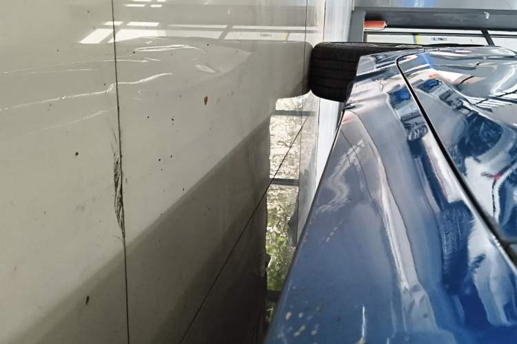 Used BMW 1 Series 2018 118i Sport Edition Right Side Sill