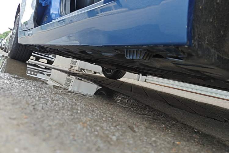 Used BMW 1 Series 2018 118i Sport Edition Right Side Sill