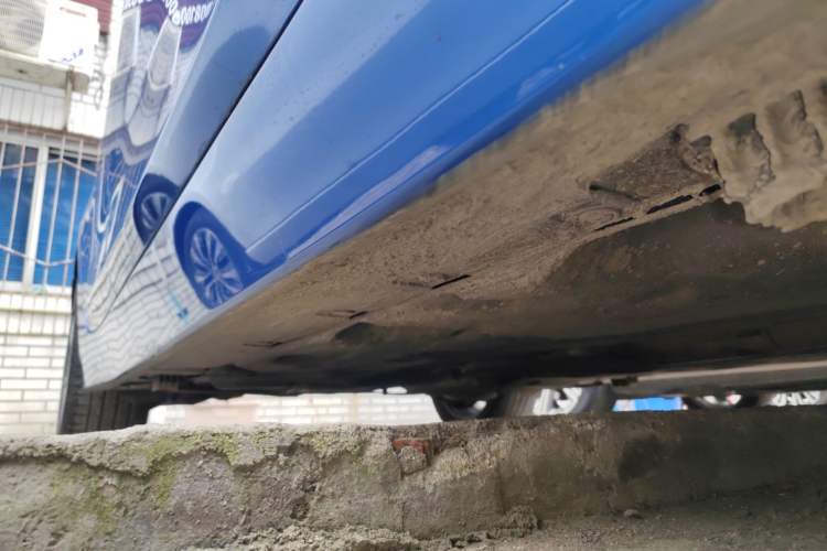 Used BMW 1 Series 2018 Facelifted 118i Sport Edition Right Side Sill