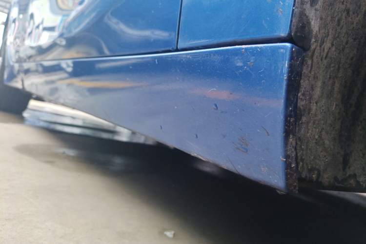 Used BMW 1 Series 2018 118i Sport Edition Right Side Sill