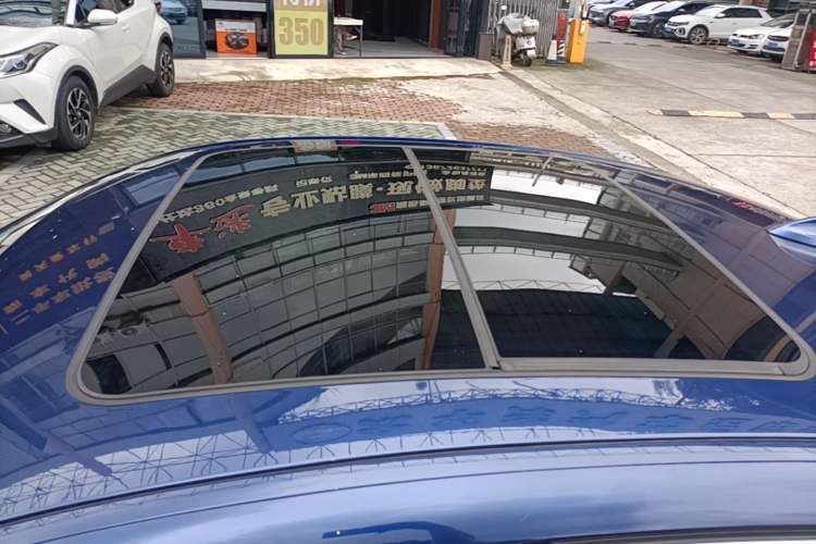 Used BMW 1 Series 2018 118i Sport Edition Roof