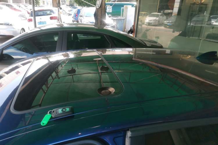 Used BMW 1 Series 2018 118i Leading Model Roof