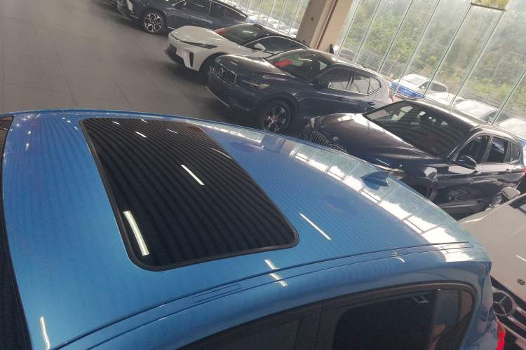 Used BMW 1 Series 2018 118i Leading Model Roof