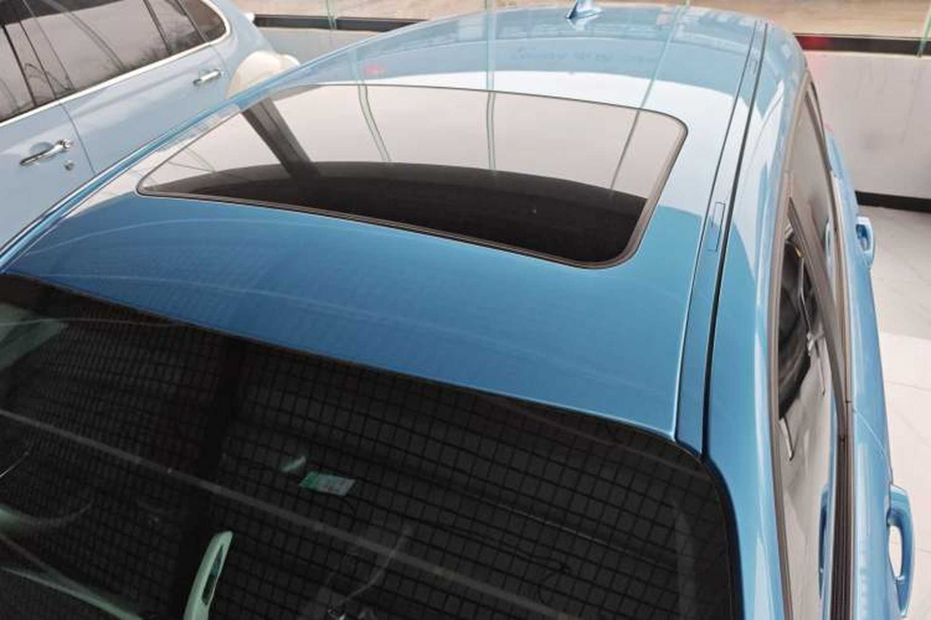 Used BMW 1 Series 2018 118i Leading Model Roof