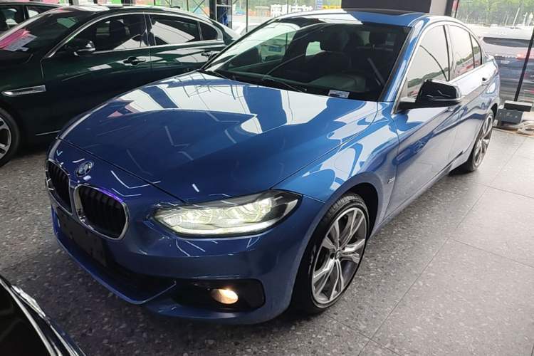 Ojetý BMW 1 Series 2018 120i Design Package Model Guazi used car, China used car export, Used car for sale, Used cars, Cheapest cars for sale