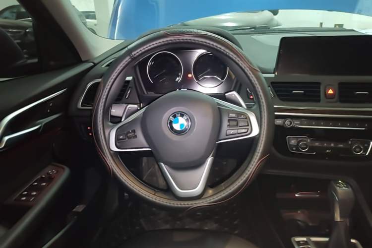 Used BMW 1 Series 2018 Restyled 120i Design Package Edition Steering Wheel