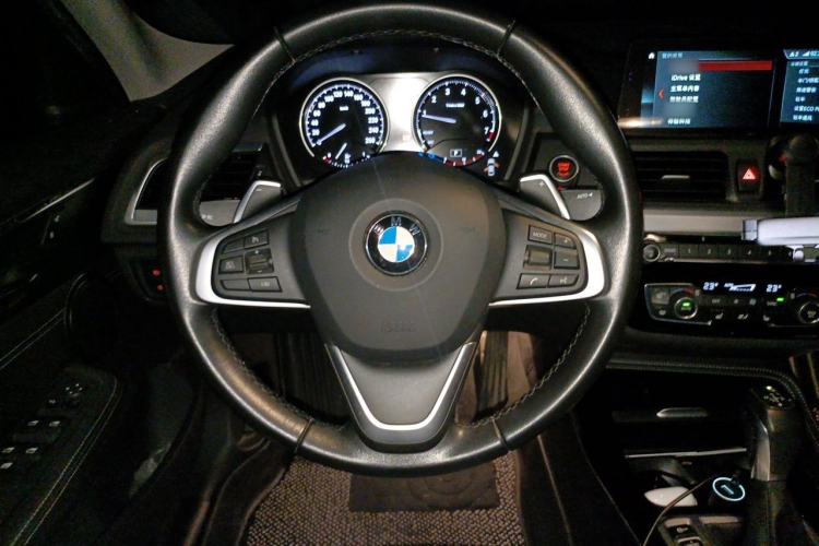 Used BMW 1 Series 2018 125i Sport Edition Steering Wheel