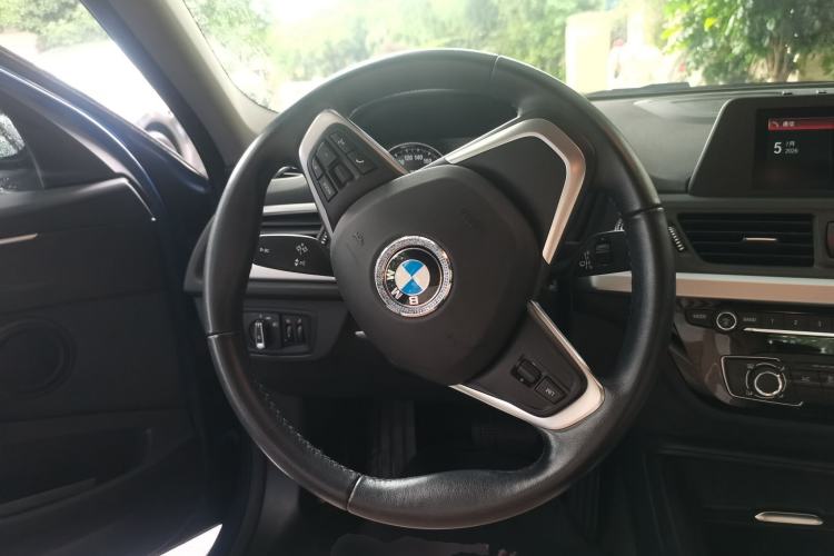Used BMW 1 Series 2018 118i Fashion Model Steering Wheel
