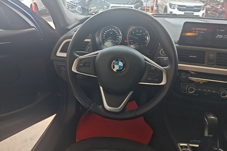 Used BMW 1 Series 2018 118i Fashion Model Steering Wheel