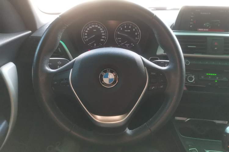 Used BMW 1 Series 2018 118i Leading Model Steering Wheel