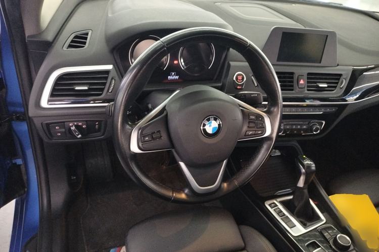 Used BMW 1 Series 2018 118i Sport Edition Steering Wheel