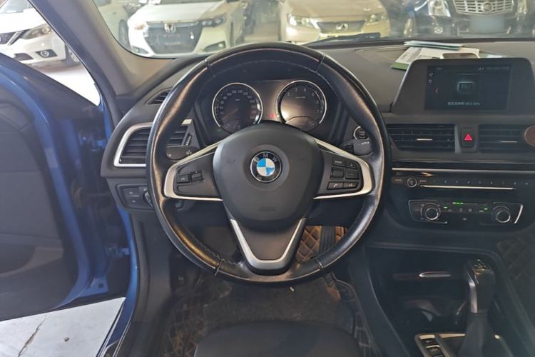 Used BMW 1 Series 2018 118i Sport Edition Steering Wheel