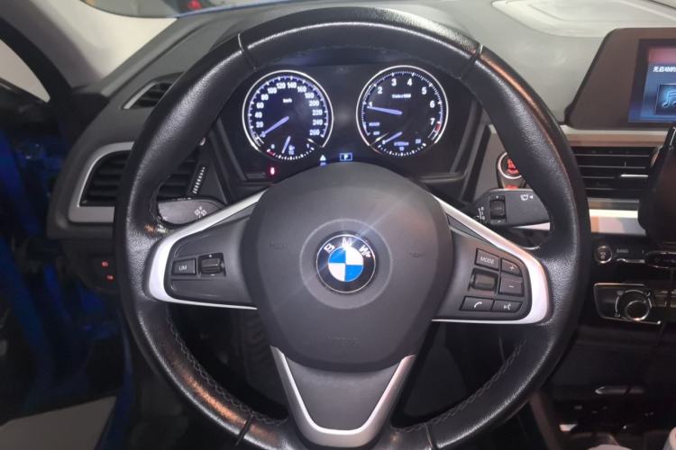 Used BMW 1 Series 2018 118i Fashion Model Steering Wheel