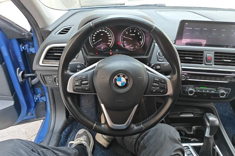 Used BMW 1 Series 2018 118i Sport Edition Steering Wheel