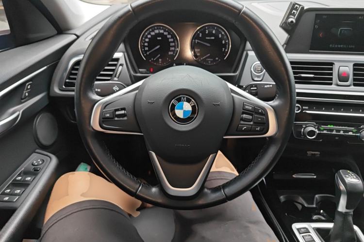 Used BMW 1 Series 2018 118i Sport Edition Steering Wheel