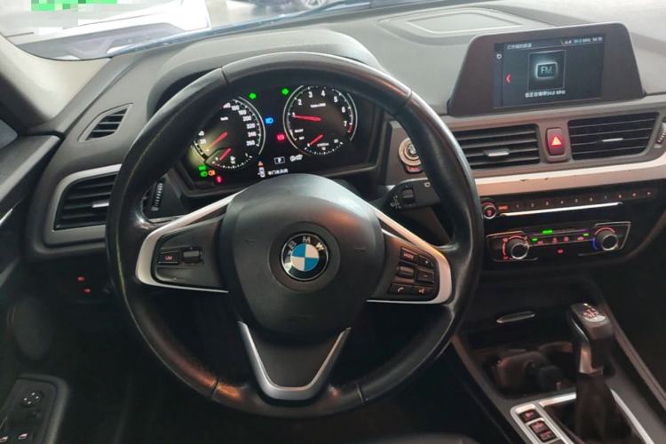 Used BMW 1 Series 2018 118i Fashion Model Steering Wheel