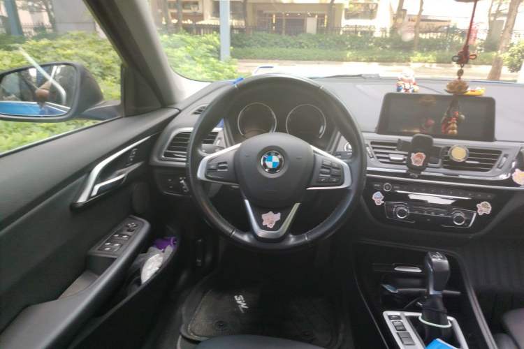 Used BMW 1 Series 2018 118i Sport Edition Steering Wheel