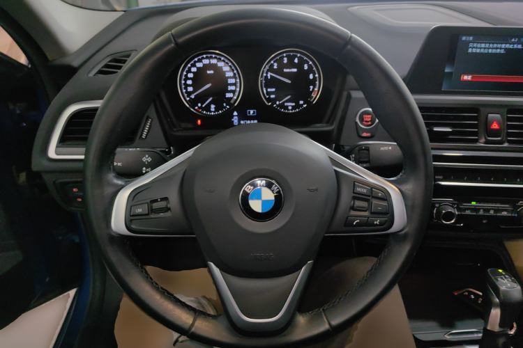 Used BMW 1 Series 2018 Facelifted 118i Sport Edition Steering Wheel