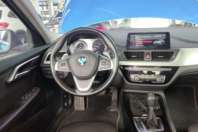 Used BMW 1 Series 2018 120i Design Package Model Steering Wheel