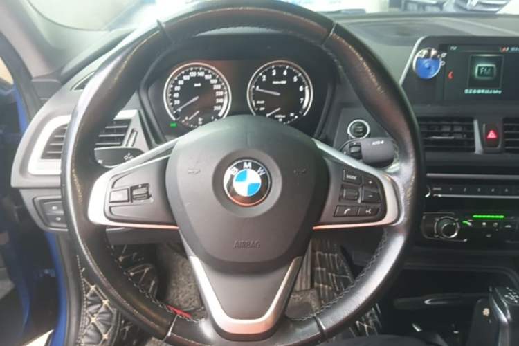Used BMW 1 Series 2018 118i Sport Edition Steering Wheel