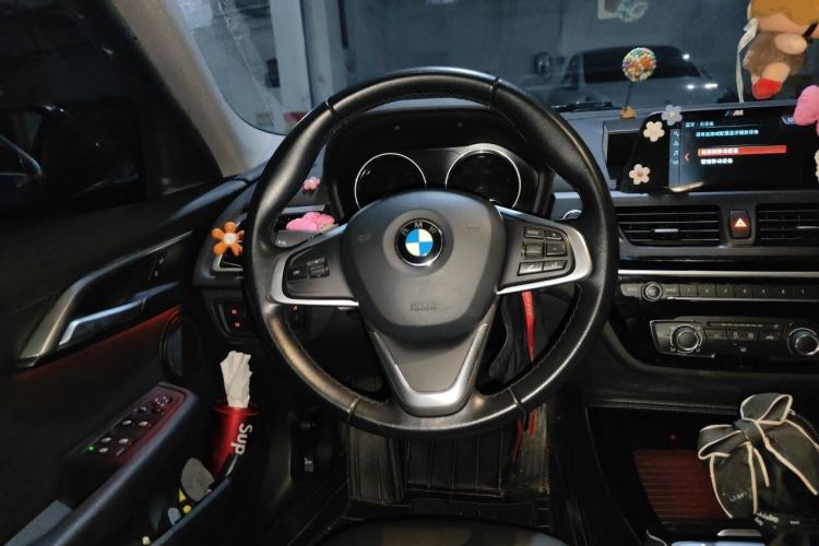 Used BMW 1 Series 2018 118i Sport Edition Steering Wheel