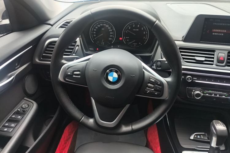Used BMW 1 Series 2018 118i Sport Edition Steering Wheel
