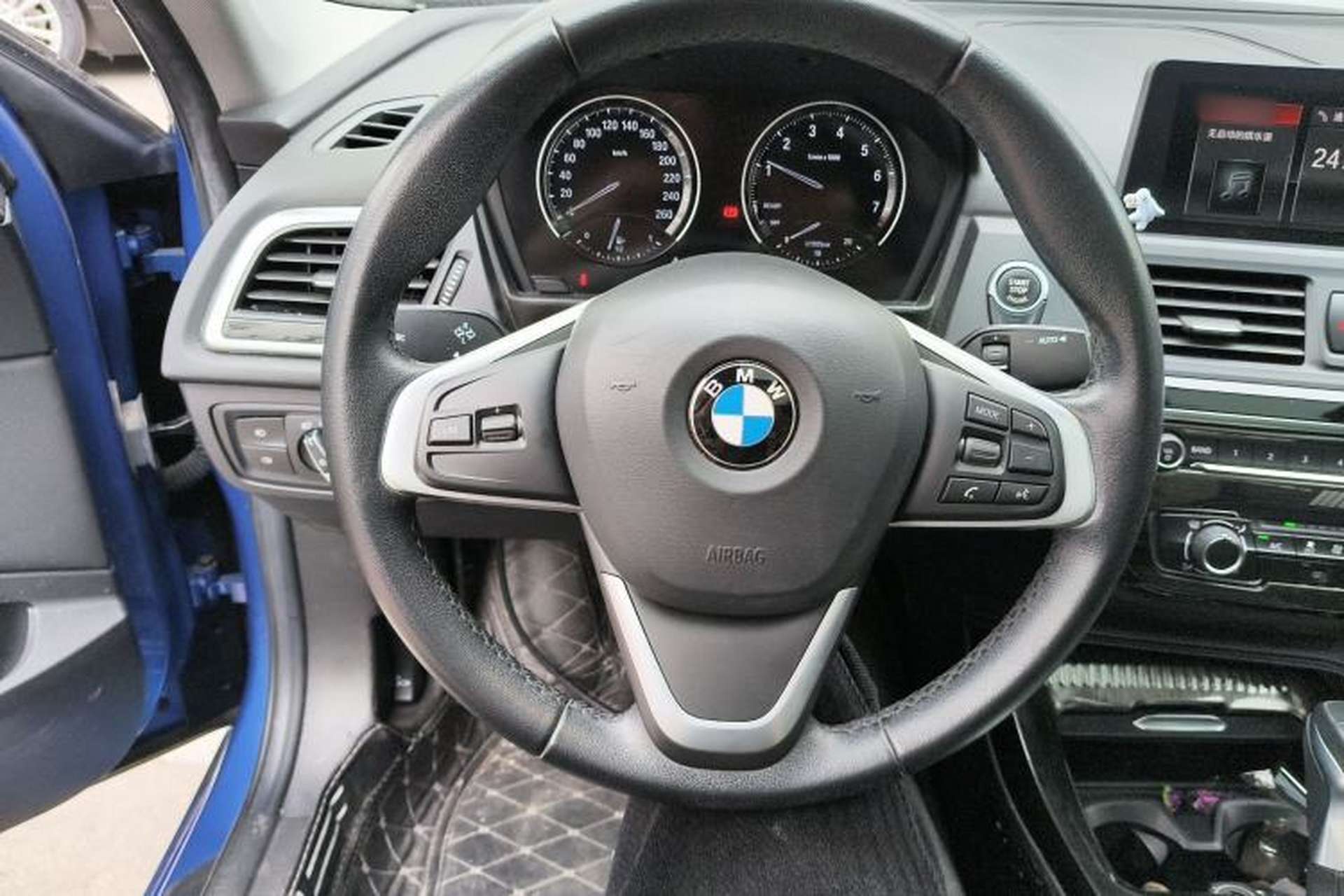 Used BMW 1 Series 2018 118i Sport Edition Steering Wheel