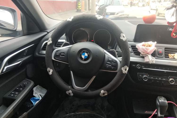 Used BMW 1 Series 2018 125i Sport Edition Steering Wheel