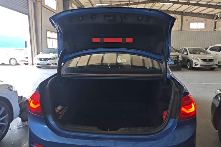 Used BMW 1 Series 2018 118i Sport Edition Trunk