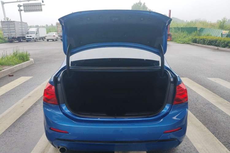 Used BMW 1 Series 2018 118i Sport Edition Trunk
