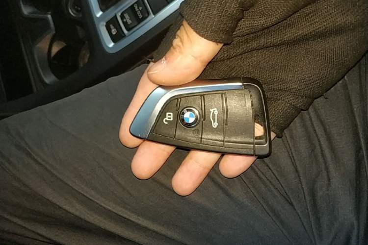 Used BMW 1 Series 2018 118i Fashion Model Vehicle Key