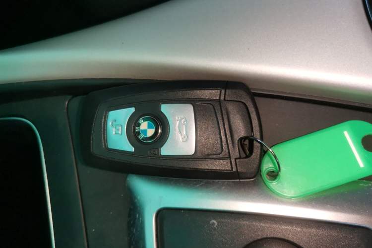 Used BMW 1 Series 2018 118i Leading Model Vehicle Key