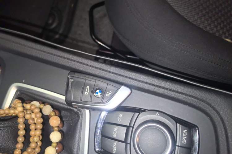 Used BMW 1 Series 2018 118i Fashion Model Vehicle Key