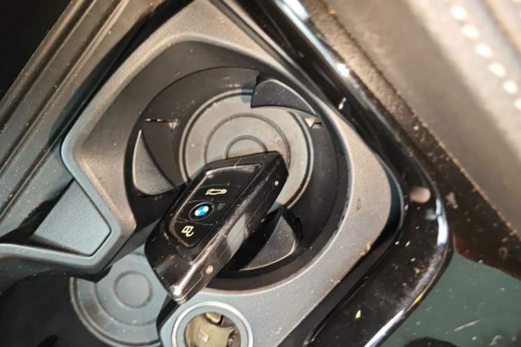 Used BMW 1 Series 2018 118i Sport Edition Vehicle Key