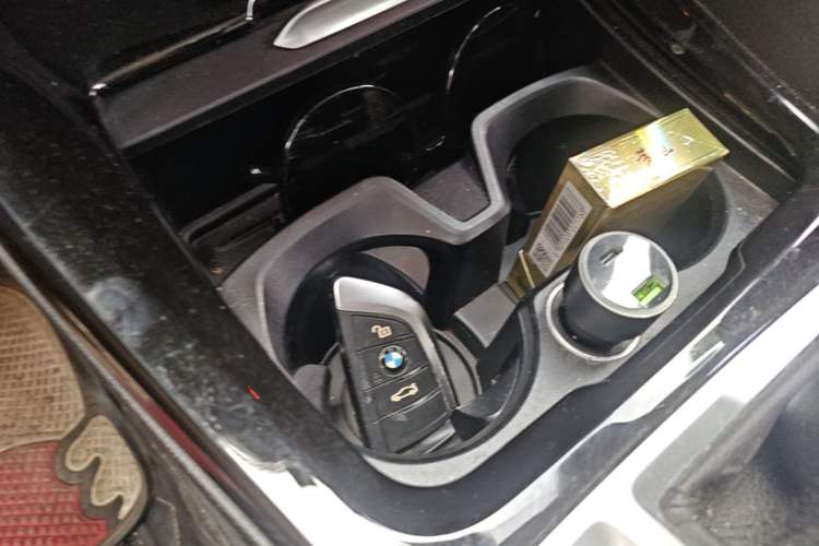 Used BMW 1 Series 2018 118i Sport Edition Vehicle Key