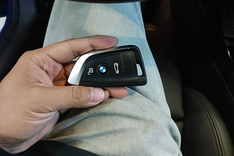 Used BMW 1 Series 2018 118i Sport Edition Vehicle Key