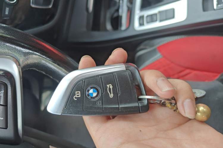 Used BMW 1 Series 2018 118i Fashion Model Vehicle Key
