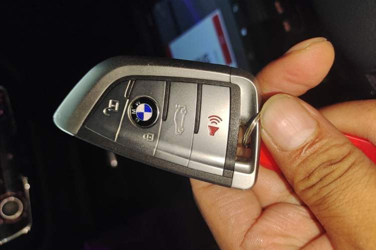 Used BMW 1 Series 2018 118i Sport Edition Vehicle Key
