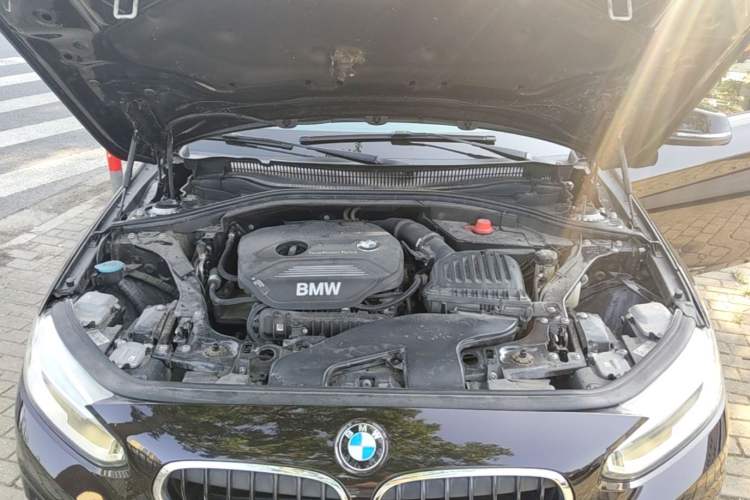Used BMW 1 Series 2018 118i Sport Edition Engine Bay