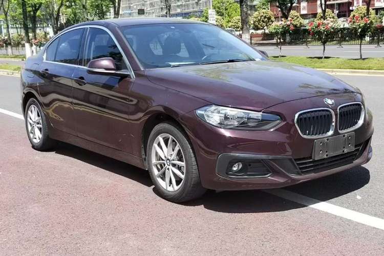 Used BMW 1 Series 2018 118i Fashion Model Exterior 2