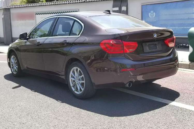 Used BMW 1 Series 2018 118i Fashion Model Exterior 4