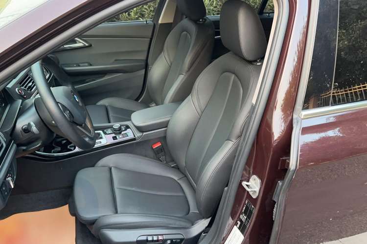 Used BMW 1 Series 2018 118i Sport Edition Left Front Seat