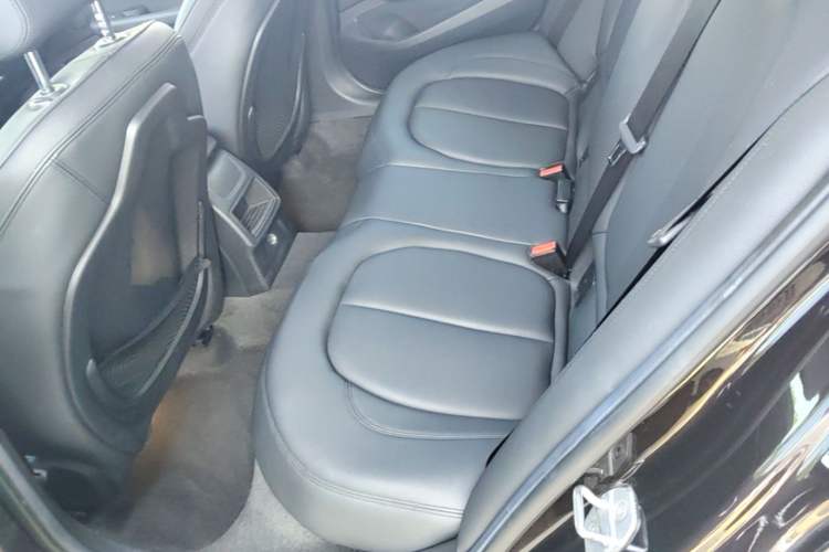 Used BMW 1 Series 2018 118i Sport Edition Left Rear Seat