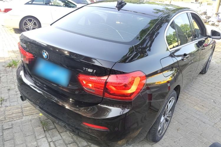 Used BMW 1 Series 2018 118i Sport Edition Rear Right 45 Deg