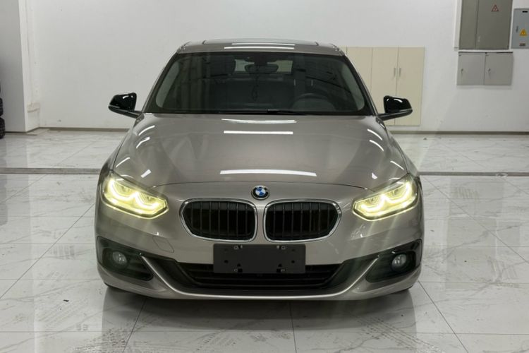 Used BMW 1 Series 2018 118i Sport Edition Exterior 4